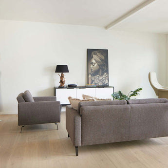 Genießen Sie das Sofa 